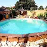 Saint Julien Apartment *