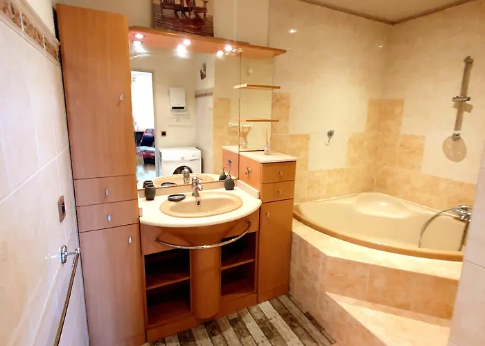 Апартаменты Saint Julien